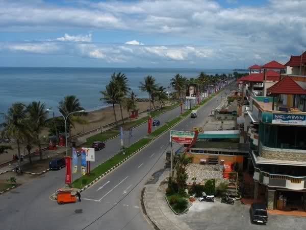 Jalur satu arah di Pantai Padang berlaku mulai pukul 5 sore ini