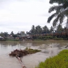 Sejumlah Rumah Warga Terancam Masuk Sungai Ditanjung Berita Tvri Stasiun Sumatera Barat